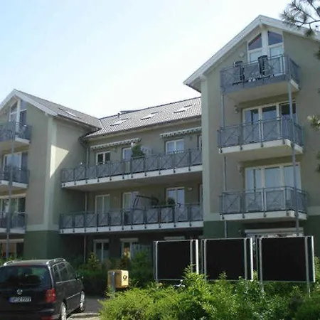 19 In Der Strandstrasse * Muritz