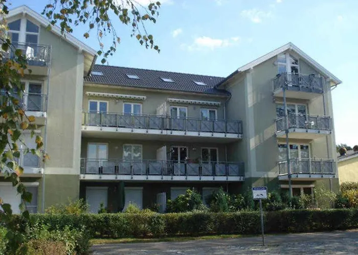 19 In Der Strandstrasse * Muritz